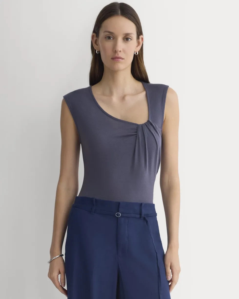 Asymmetrical Top in Butterluxe