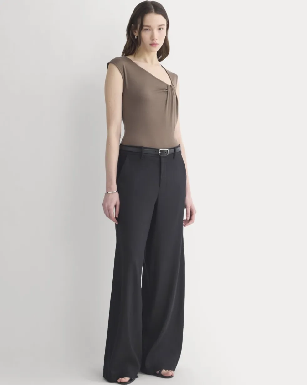 Asymmetrical Top in Butterluxe