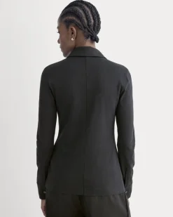 Button-Up Shirt in Essential Cotton