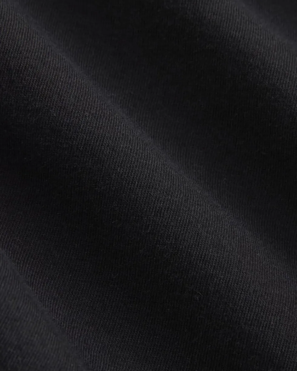 Button-Up Shirt in Essential Cotton