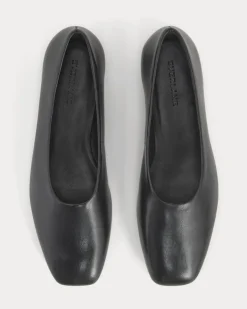 Gallery Square-Toe Flat