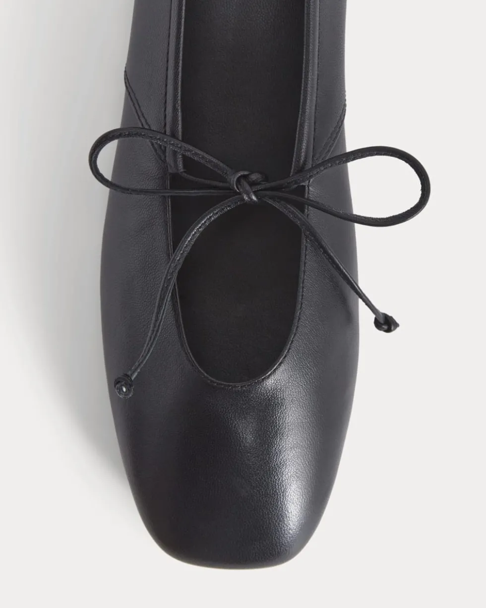 Leather Keyhole Flat
