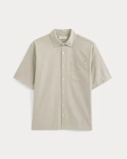 Lightweight Short-Sleeve Oxford