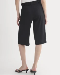 Long Tailored Short in Stretch Linen