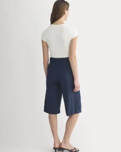 Long Tailored Short in Stretch Linen