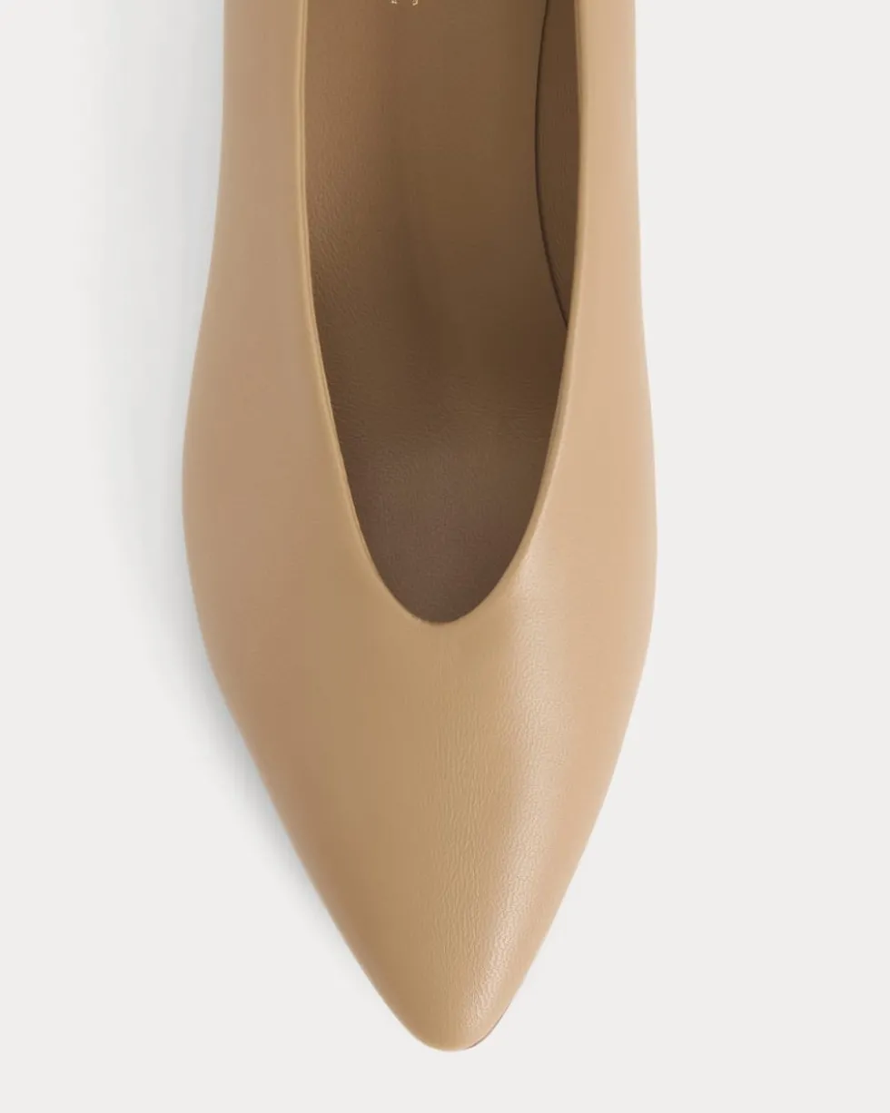 Made in Italy Almond-Toe Flat