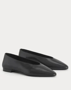 Made in Italy Almond-Toe Flat
