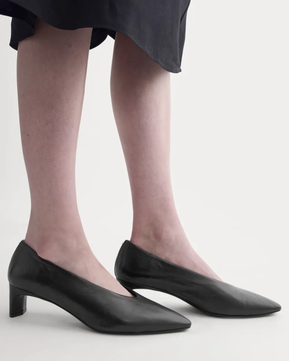 Made in Italy Almond-Toe Pump