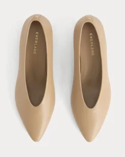 Made in Italy Almond-Toe Pump
