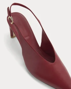 Pointed-Toe Slingback Heel