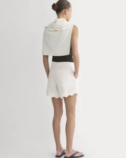 Scalloped Edge Short in Linen