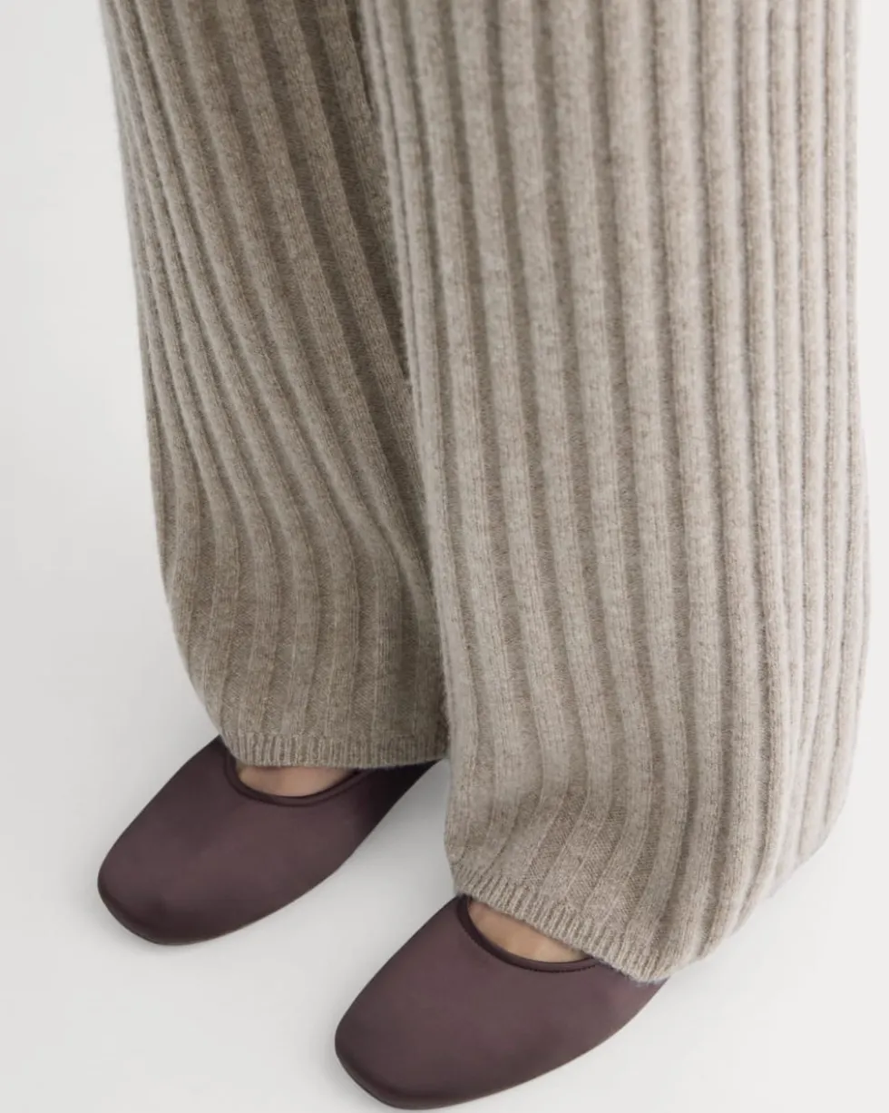 Straight-Leg Pant in Wool Cashmere