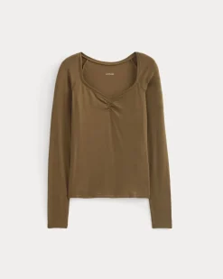 Sweetheart-Neck Top in Butterluxe