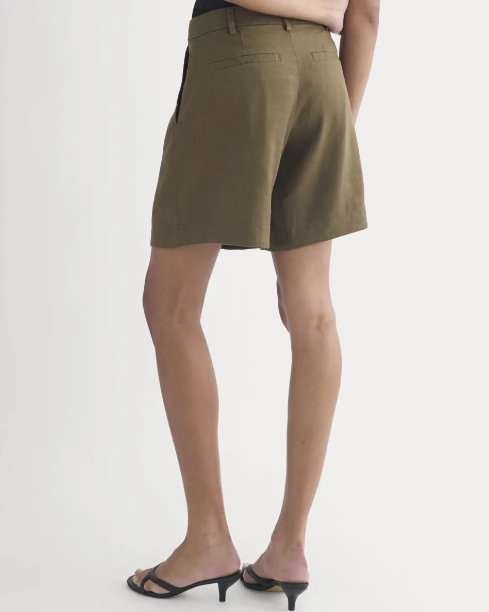 Tailored A-Line Short