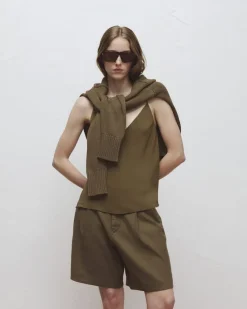 Tailored A-Line Short