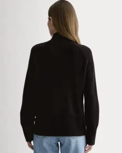 The Boxy Turtleneck in Cashmere