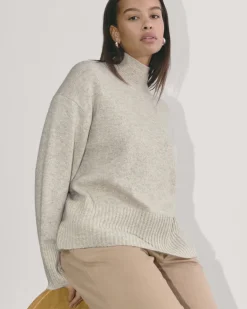 The Boxy Turtleneck in Cashmere