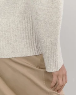 The Boxy Turtleneck in Cashmere