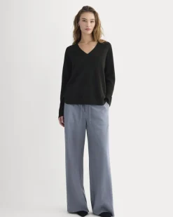 The Classic V in Cashmere