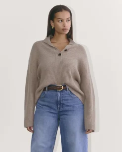 The Cocoon Henley in Wool Cashmere