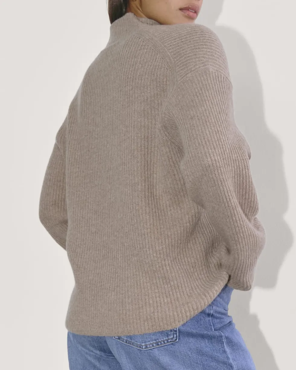 The Cocoon Henley in Wool Cashmere