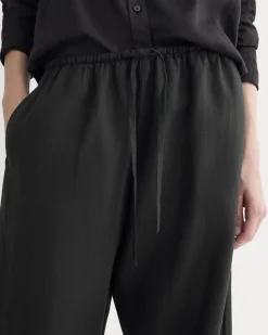 The Drawstring Pant in Linen