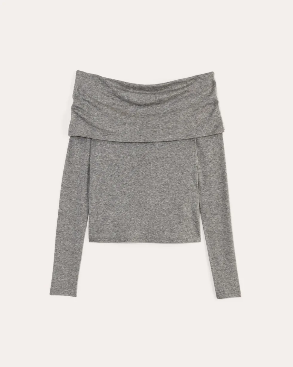 The Off-the-Shoulder Top in Butterluxe