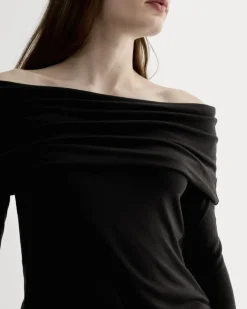The Off-the-Shoulder Top in Butterluxe