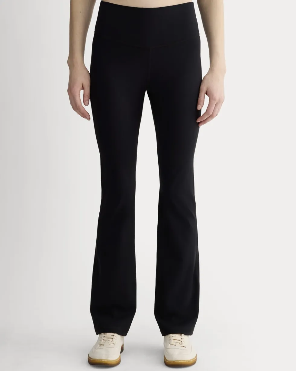 The Perform Flare Legging