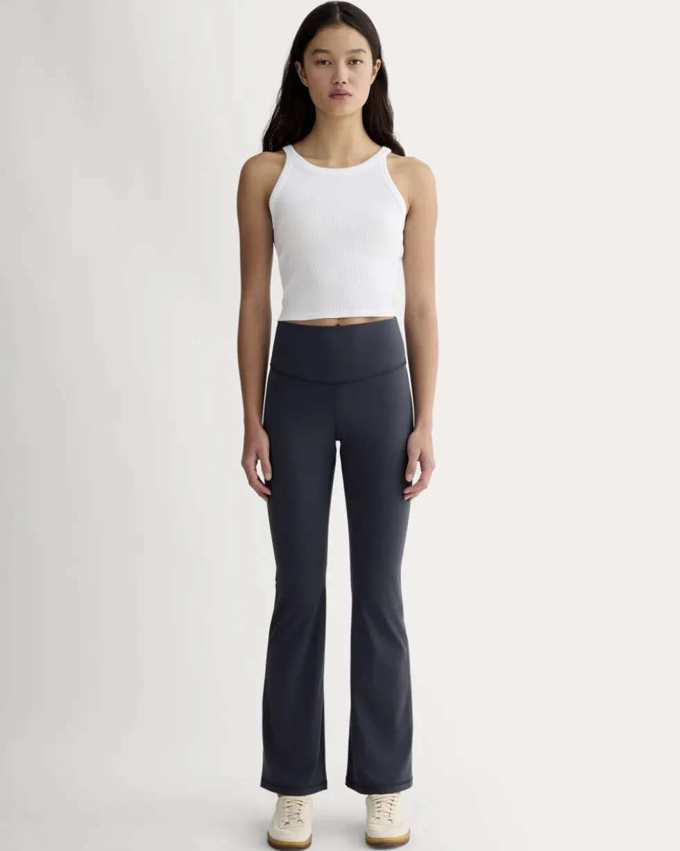 The Perform Flare Legging