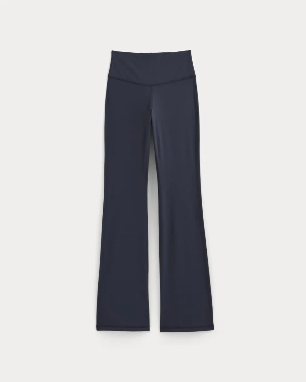 The Perform Flare Legging