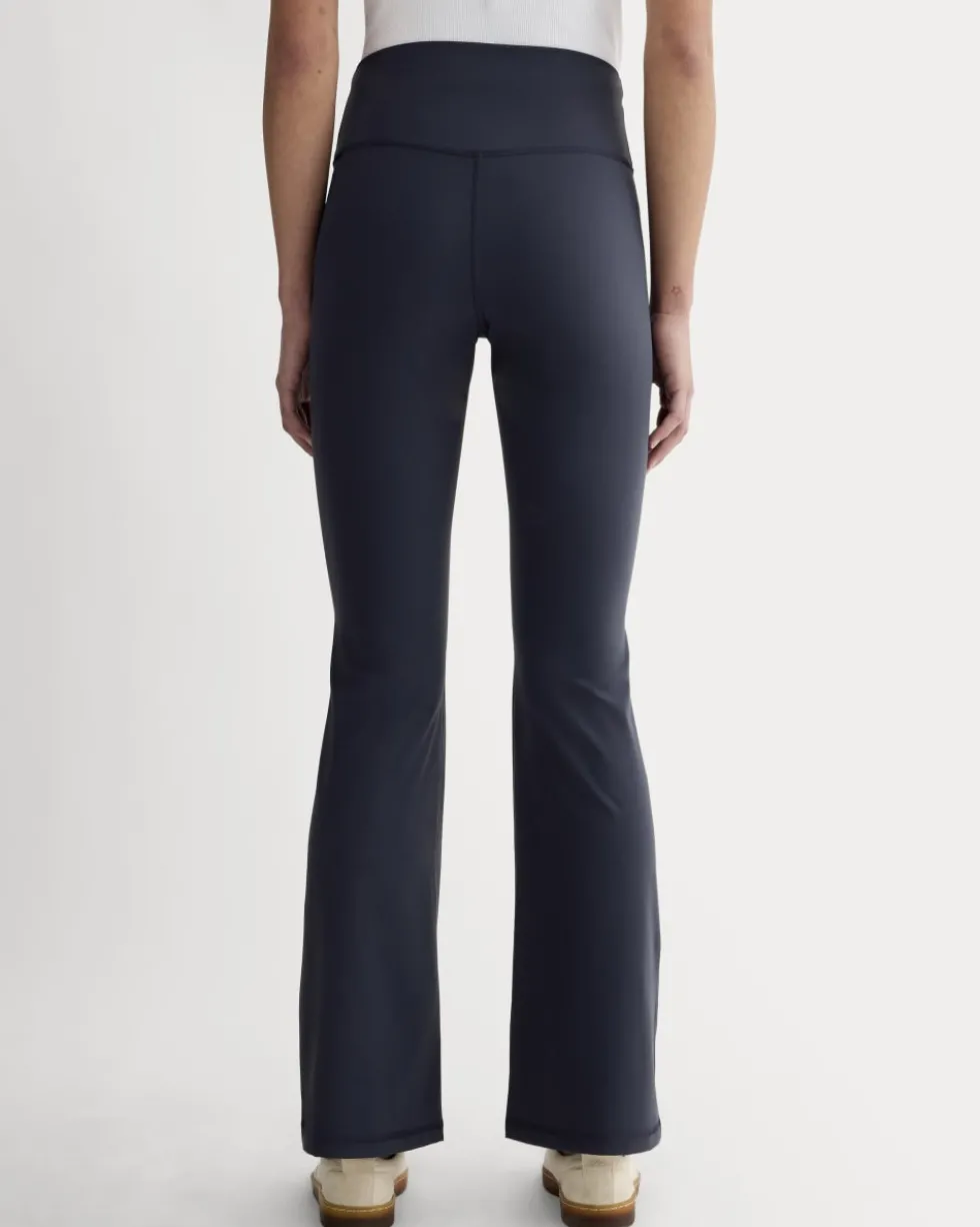 The Perform Flare Legging
