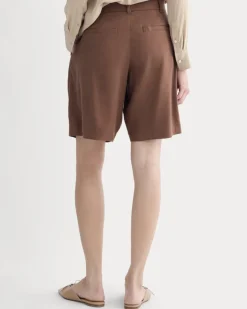 The Pleated Short in Stretch Linen