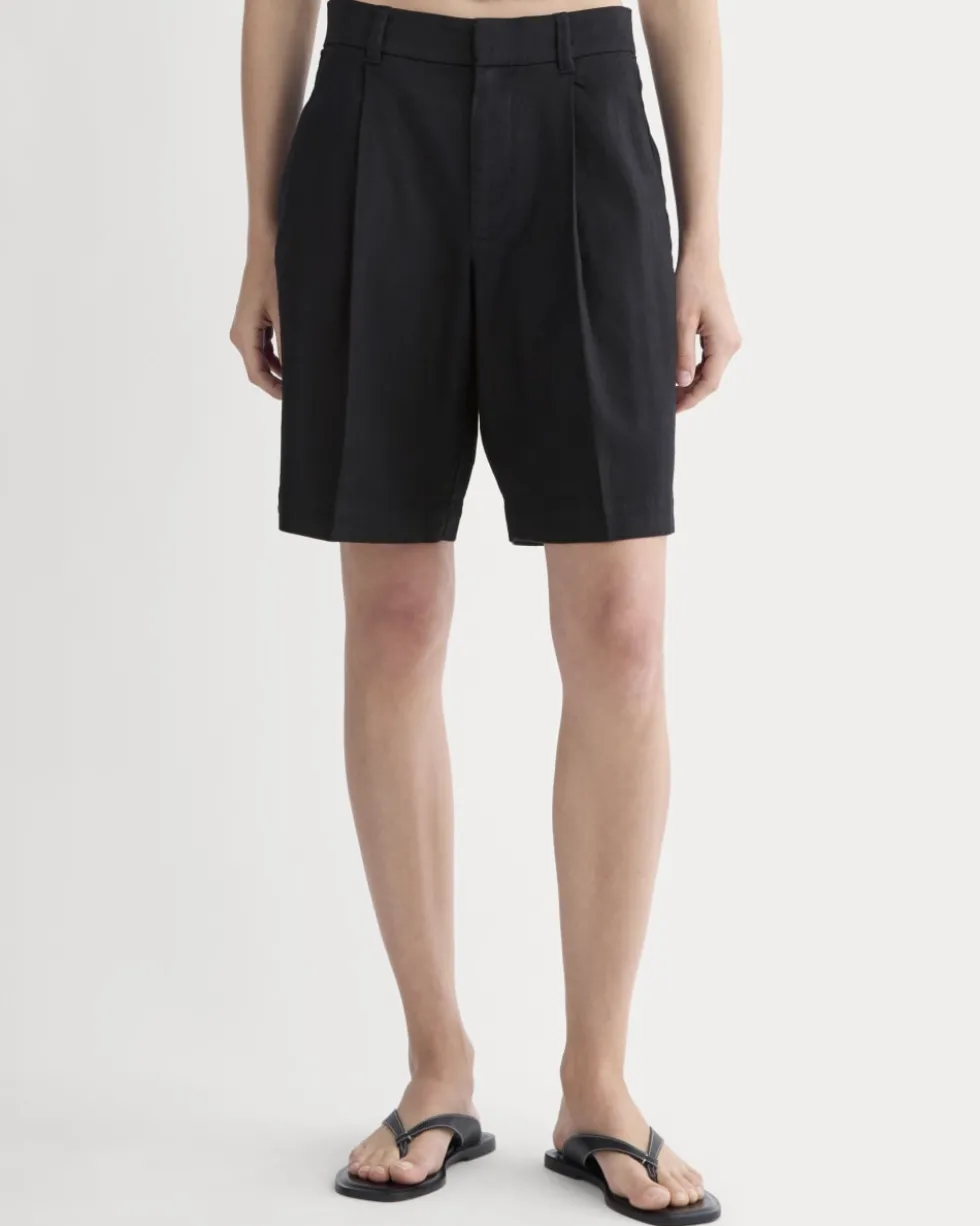 The Pleated Short in Stretch Linen