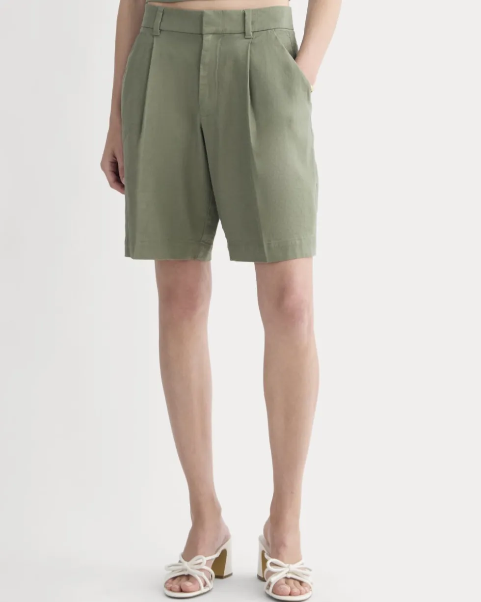 The Pleated Short in Stretch Linen