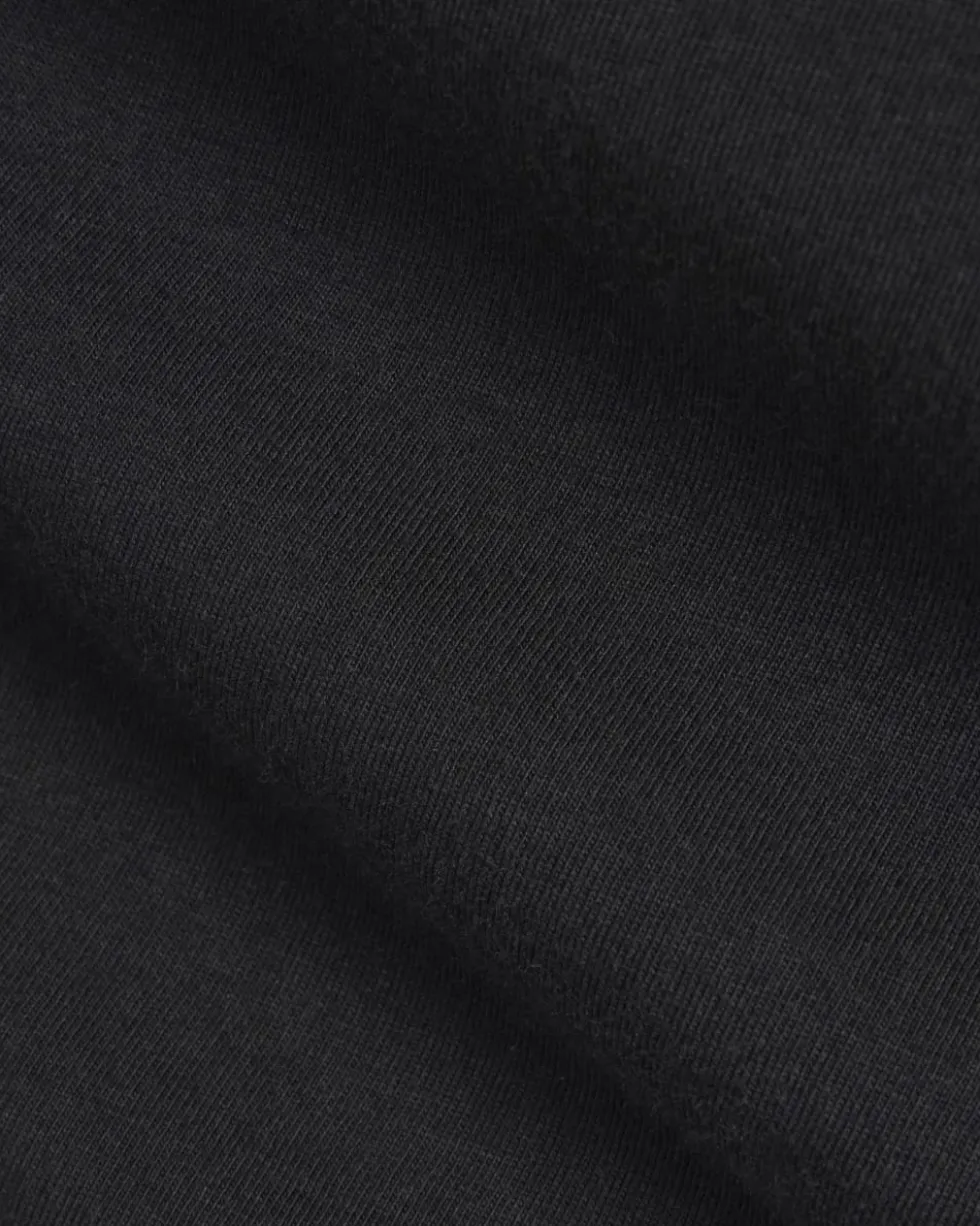 The Slim Long-Sleeve Crew in Essential Cotton