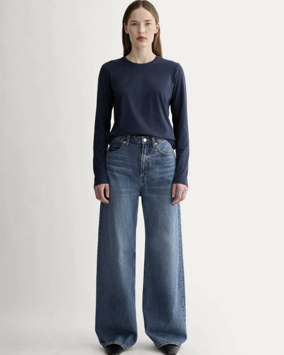 The Slim Long-Sleeve Crew in Essential Cotton