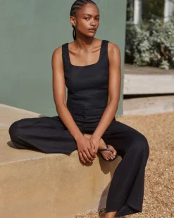The Square Tank in Stretch Linen