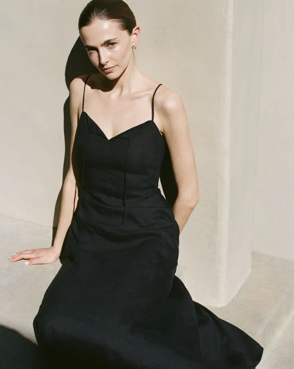 Tie-Neck Dress in Stretch Linen