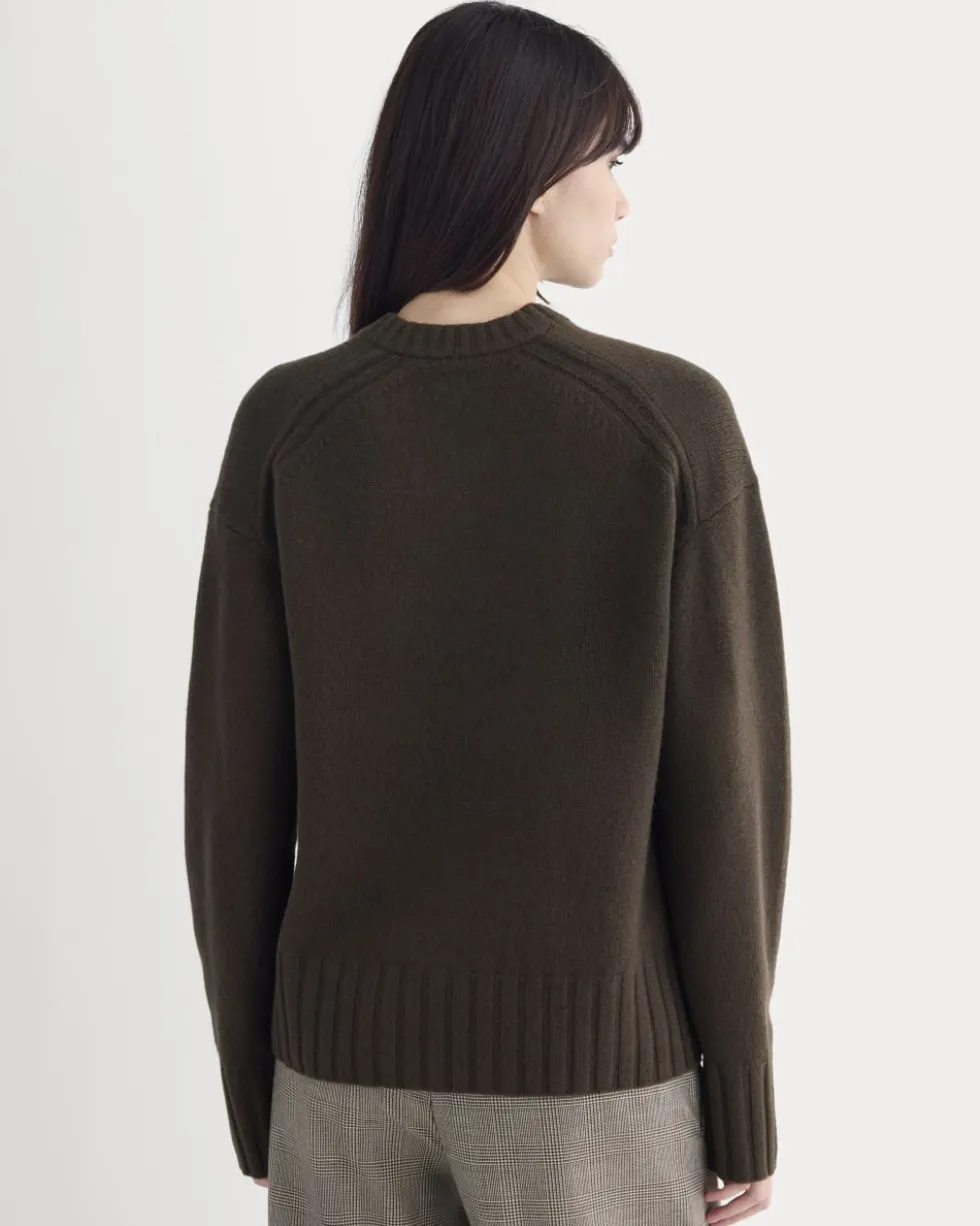 V-Neck Sweater in Extrafine Luxe Merino