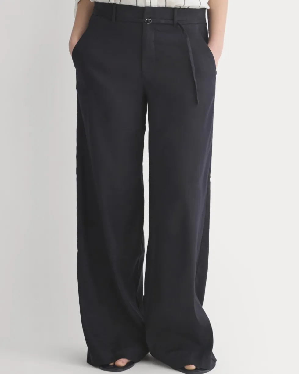 Wide-Leg Belted Pant in Stretch Linen