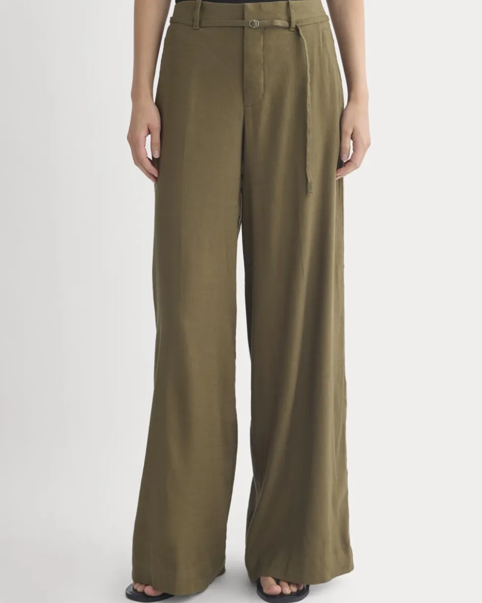 Wide-Leg Belted Pant in Stretch Linen